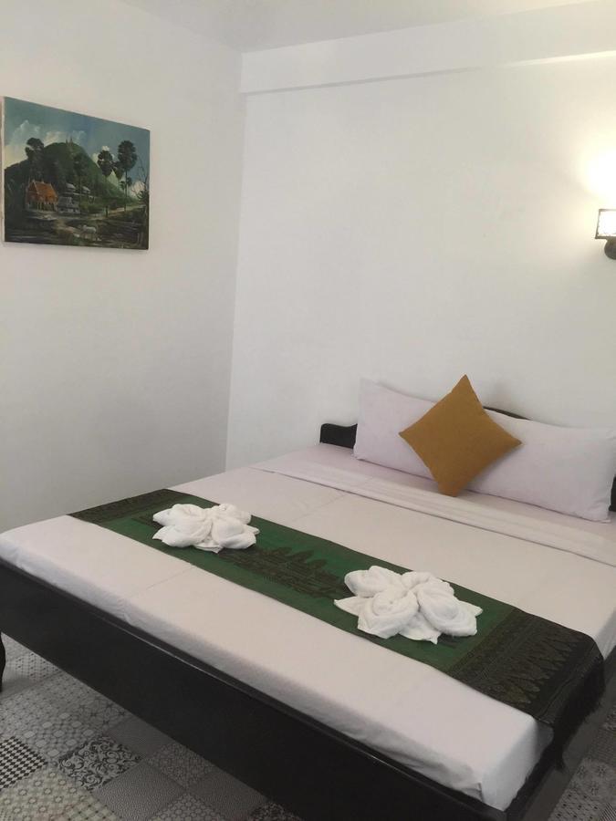 Route 66 Music Restaurant & Hostel Siem Reap Bagian luar foto