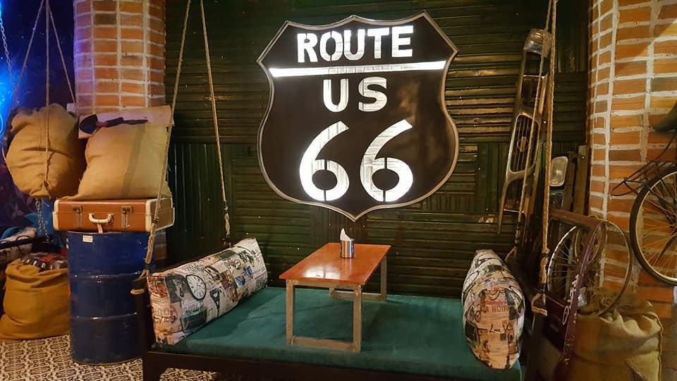 Route 66 Music Restaurant & Hostel Siem Reap Bagian luar foto