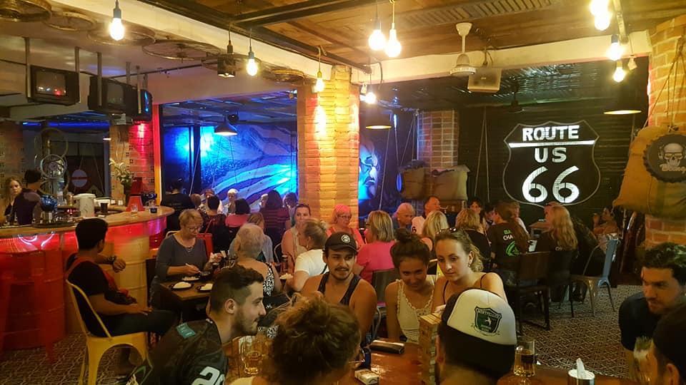 Route 66 Music Restaurant & Hostel Siem Reap Bagian luar foto